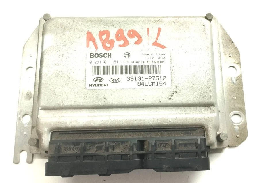 Computer Steuergerät ECU Hyundai 0281011811 39101-27512