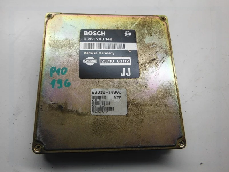 computer ECU control unit Module Nissan 0261203148